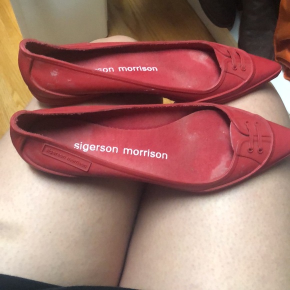 Sigerson Morrison red rubber flats Sz 8 - Picture 2 of 3